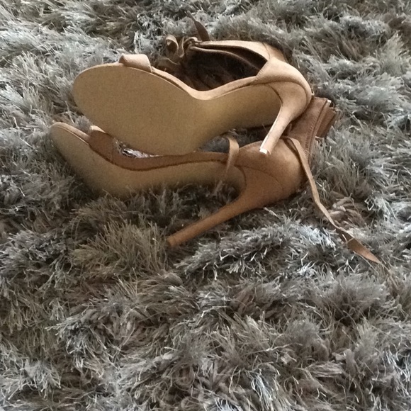 Good shoes in ,perfect conditions - Picture 2 of 4